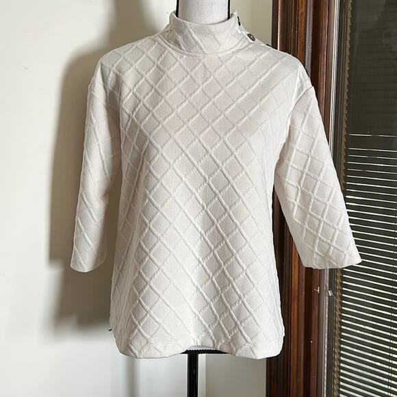 Sunday in Brooklyn | Anthropologie Mollie Button Shoulder Top Size S - Picture 5 of 13